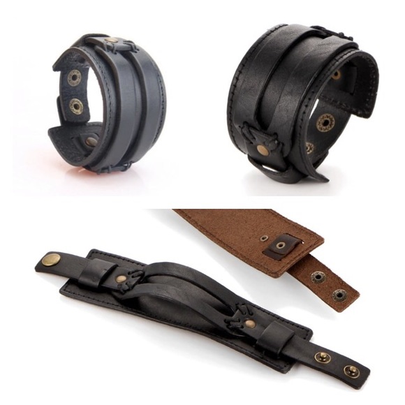 NEW!๐๐AWESOME LEATHER CUFF!๐๐MENS WOMEN UNISEX - Picture 7 of 8